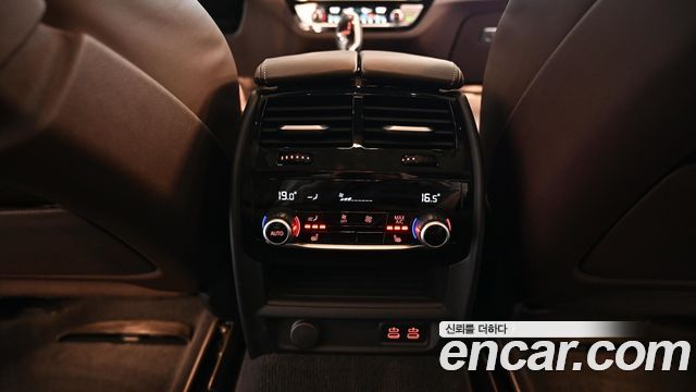 BMW 6 Series GT (G32) 620d xDrive Luxury 2022 — фото 21