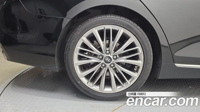 Hyundai Grandeur (IG) 3.0 Exclusive Special 2019 — фото 5