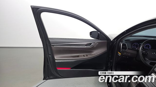 Hyundai Grandeur (IG) 3.0 Exclusive Special 2019 — фото 24