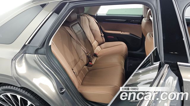 Hyundai Grandeur (GN7) 2,5 Gasoline 2WD Calligraphy 2023 — фото 11