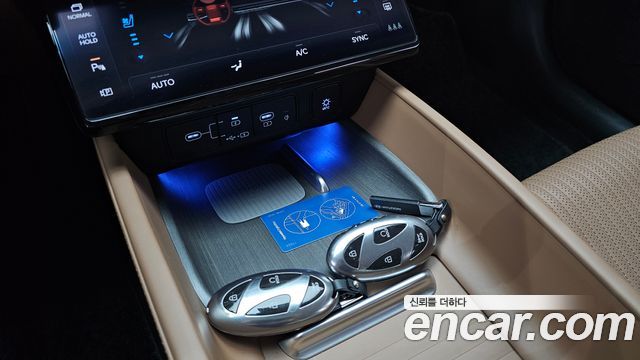 Hyundai Grandeur (GN7) 2,5 Gasoline 2WD Calligraphy 2023 — фото 30