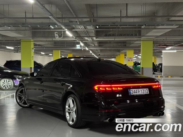 Audi S8 (D5) 4.0 TFSI Quattro LWB 2020 — фото 2