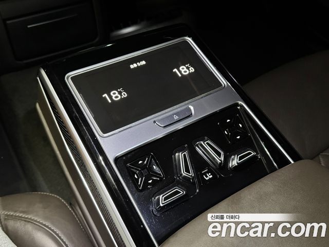 Audi S8 (D5) 4.0 TFSI Quattro LWB 2020 — фото 16