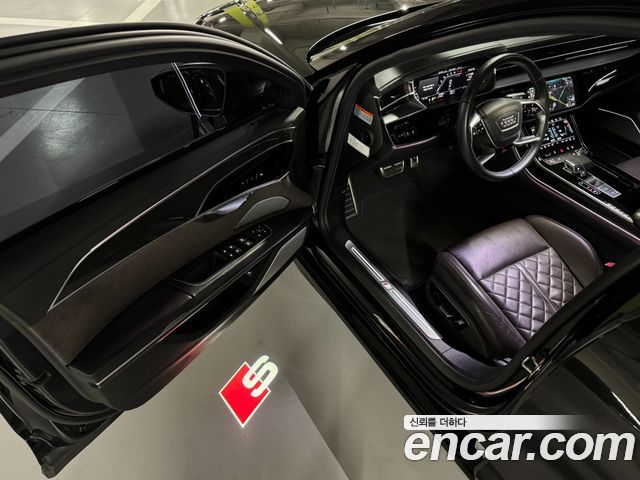 Audi S8 (D5) 4.0 TFSI Quattro LWB 2020 — фото 17