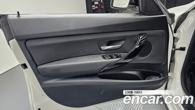 BMW 3 Series GT (F34) GT 320d xDrive 2020 — фото 24