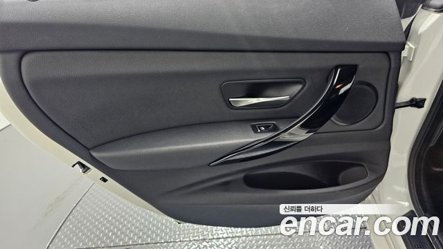 BMW 3 Series GT (F34) GT 320d xDrive 2020 — фото 25
