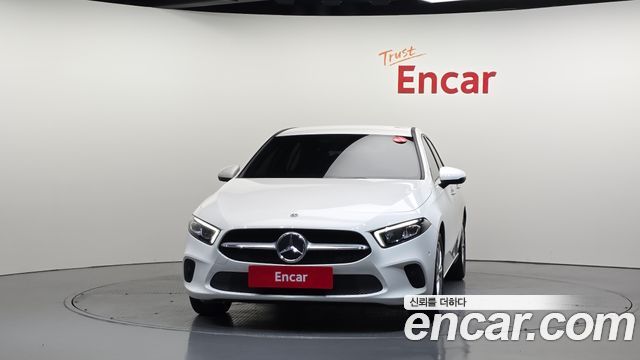 Mercedes-Benz A-Class (W177) A220 Hatchback 2019 — фото 3