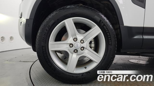 Land Rover Defender (L663) 90 D250 SE 2022 — фото 5