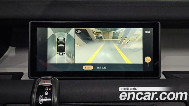 Land Rover Defender (L663) 90 D250 SE 2022 — фото 14