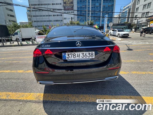 Mercedes-Benz E-Class (W214) E200 Avantgarde 2025 — фото 4