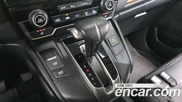 Honda CR-V (V) 1.5 Touring 4WD 2017 — фото 9