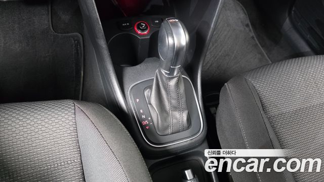 Volkswagen Polo 1.4 TDI R-Line 5th 2015 — фото 9