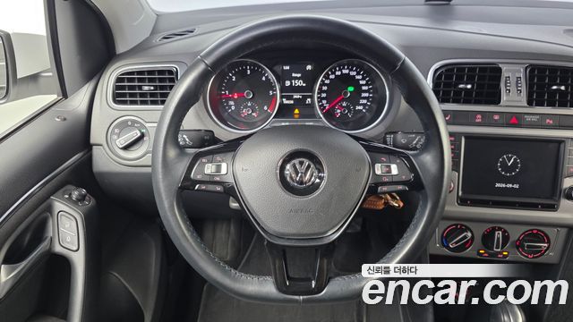 Volkswagen Polo 1.4 TDI R-Line 5th 2015 — фото 13