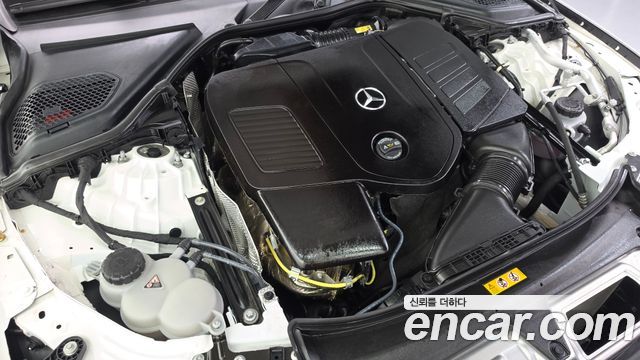 Mercedes-Benz E-Class (W214) E200 Avantgarde 2025 — фото 6