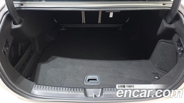 Mercedes-Benz E-Class (W214) E200 Avantgarde 2025 — фото 20
