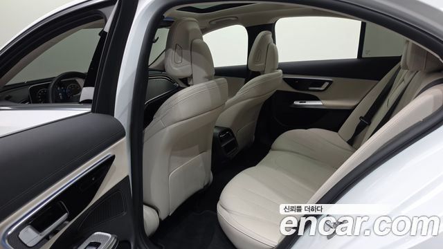 Mercedes-Benz E-Class (W214) E200 Avantgarde 2025 — фото 26