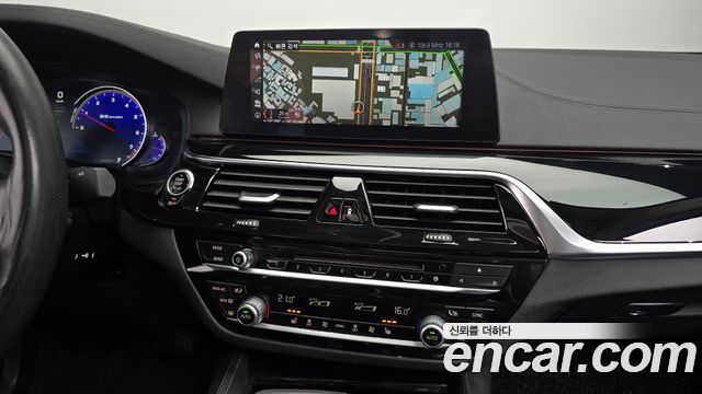 BMW 5 Series (G30) 520i Luxury 2018 — фото 17