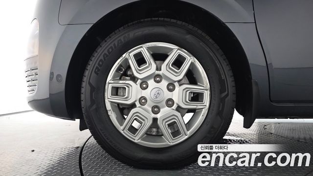 Hyundai Staria Cargo 3-Seater Modern 2023 — фото 5