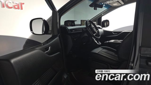 Hyundai Staria Cargo 3-Seater Modern 2023 — фото 10