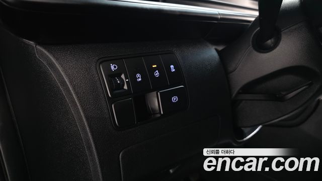 Hyundai Staria Cargo 3-Seater Modern 2023 — фото 23