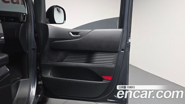 Hyundai Staria Cargo 3-Seater Modern 2023 — фото 30