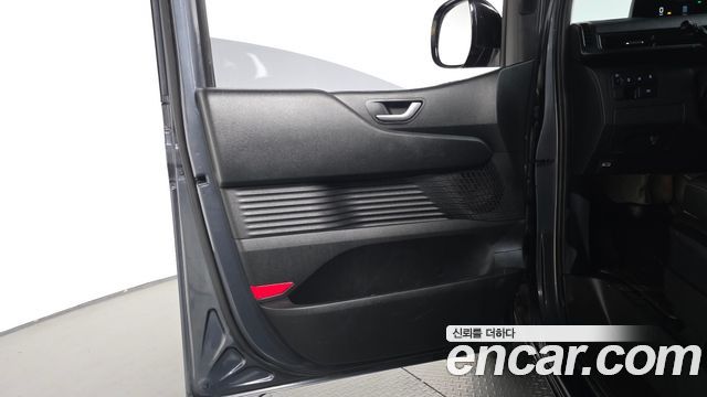 Hyundai Staria Cargo 3-Seater Modern 2023 — фото 31
