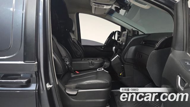 Hyundai Staria Cargo 3-Seater Modern 2023 — фото 32