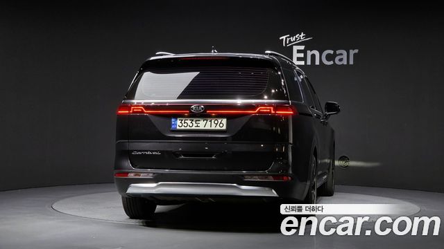 Kia Carnival (IV) Gasoline 9-Seater Signature 2021 — фото 4