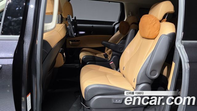 Kia Carnival (IV) Gasoline 9-Seater Signature 2021 — фото 12