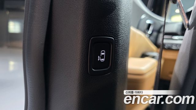 Kia Carnival (IV) Gasoline 9-Seater Signature 2021 — фото 28