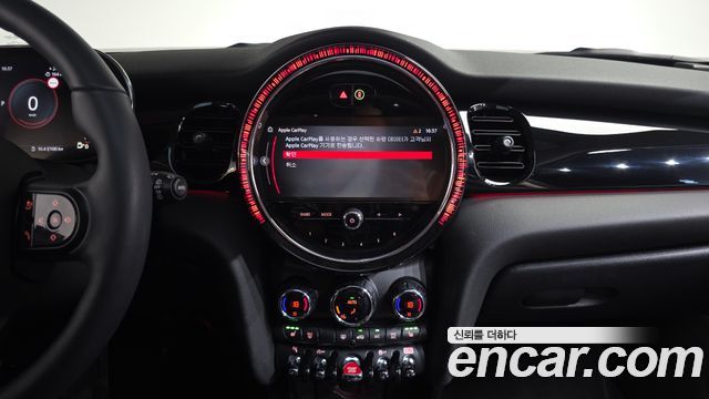 MINI Cooper Classic Plus 3rd 2024 — фото 14
