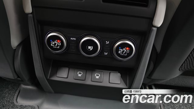 Land Rover Defender (L663) 110 D300 X-Dynamic HSE 2025 — фото 18