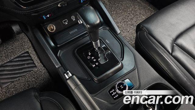 KG Mobility (SsangYong) Rexton Sports Khan Diesel 2.2 4WD Prestige 2021 — фото 9