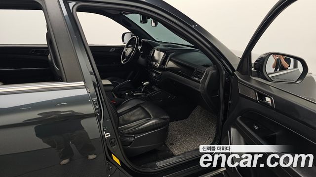 KG Mobility (SsangYong) Rexton Sports Khan Diesel 2.2 4WD Prestige 2021 — фото 15