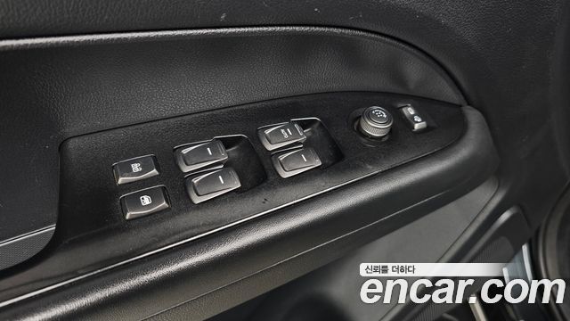 KG Mobility (SsangYong) Rexton Sports Khan Diesel 2.2 4WD Prestige 2021 — фото 21