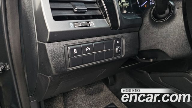 KG Mobility (SsangYong) Rexton Sports Khan Diesel 2.2 4WD Prestige 2021 — фото 33