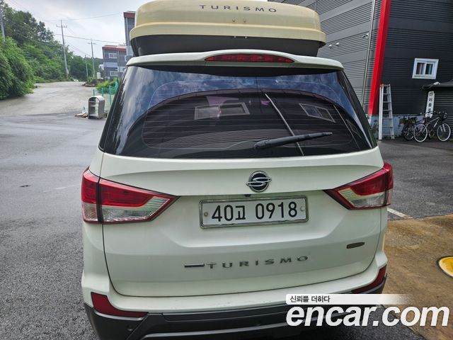 KG Mobility (SsangYong) Korando Turismo 4WD TX 9-seater 2016 — фото 2