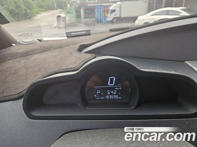 KG Mobility (SsangYong) Korando Turismo 4WD TX 9-seater 2016 — фото 8