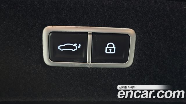 Genesis G90 (RS4) Gasoline 3.5 Turbo AWD 2022 — фото 17