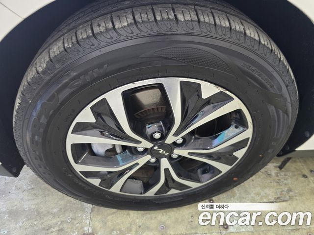 Kia Carnival (IV) Gasoline 9-Seater Prestige 2023 — фото 23