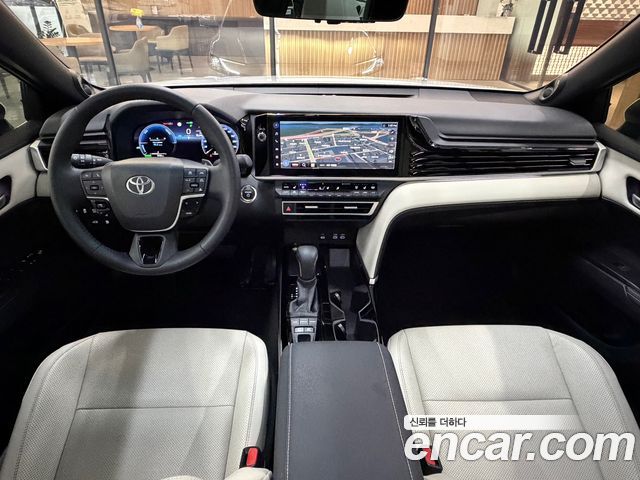 Toyota Camry (XV80) 2.5 XLE Premium Hybrid 2026 — фото 7