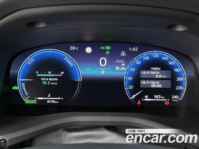 Toyota Camry (XV80) 2.5 XLE Premium Hybrid 2026 — фото 8