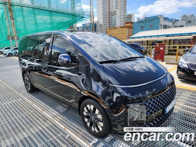 Hyundai Staria 4WD Lounge 7-Seater Inspiration 2022 — фото 8
