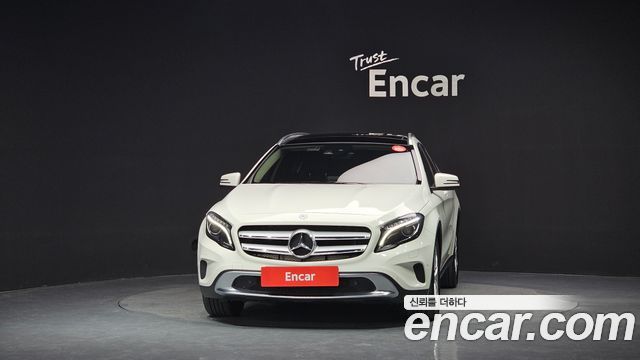 Mercedes-Benz GLA-Class (X156) GLA200 d 4MATIC 2017 — фото 3