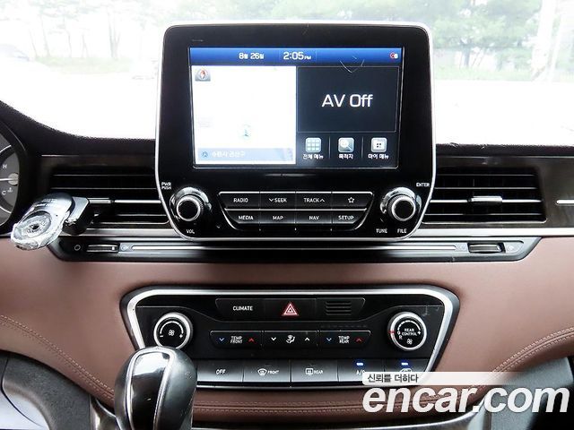 Hyundai Grand Starex Urban 9-Seater Exclusive 2020 — фото 18