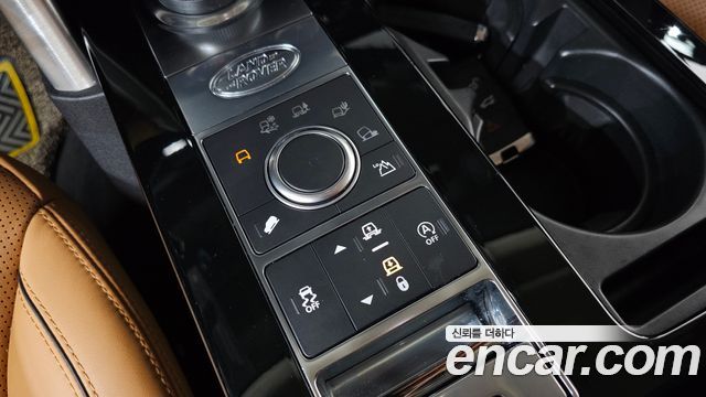 Land Rover Discovery 5 3.0 SD6 HSE Luxury 2019 — фото 15