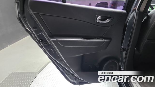 Renault Korea QM5 Gasoline 2WD City LE25 Plus 2013 — фото 25