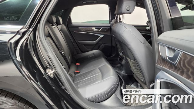 Audi A6 (C8) 45 TFSI Premium 2021 — фото 15