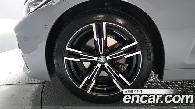 BMW 4 Series (G22) 420i M Sport Performance Coupe 2023 — фото 5