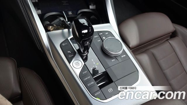 BMW 4 Series (G22) 420i M Sport Performance Coupe 2023 — фото 9